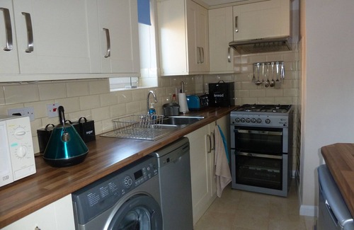 Caister-on-Sea Hütte | Hundefreundliches, gemütliches Fischerhaus innerhalb von 150 Meter von einem langen Sandstrand