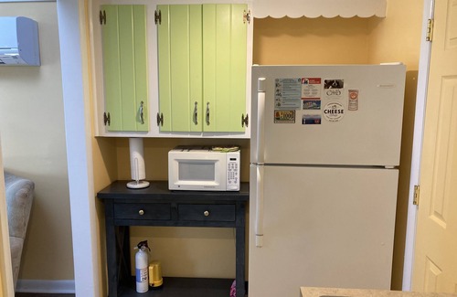 West Cape May Hütte | Gemütliches, haustierfreundliches Cape May Cottage mit eingezäuntem Hof.