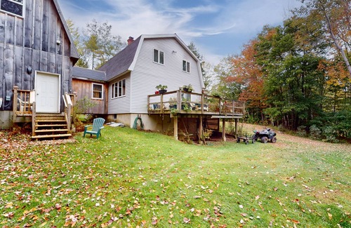 Paris Wohnung | Dog-friendly, newly built apartment near Norway Lake & Sunday River