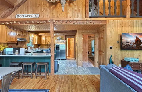 Greenville Junction Kabine | Dog Pine Lodge (Access to Moosehead Lake!)