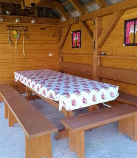 Haligovce Skihütte | Dolná chata u Bratríkov