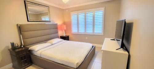 Cocoa Isles Haus | Dolphin Cove in Cocoa Beach Fl