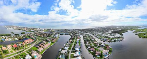 Cocoa Isles Haus | Dolphin Cove in Cocoa Beach Fl