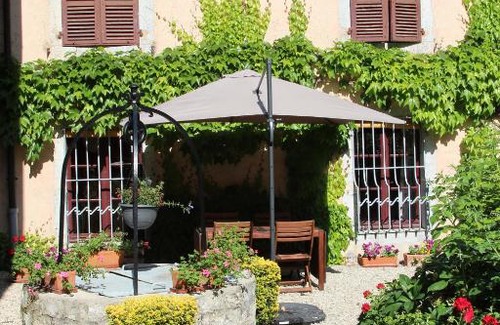 Marnoz Haus | Domaine de Bellevue Gîte du Mont Begon