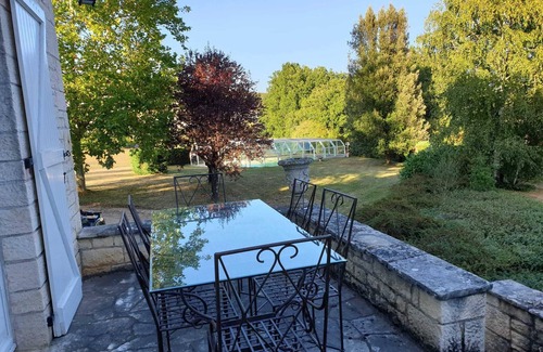 Lacave Haus | Domaine de Pech Marjac - large indoor swimming pool in the middle of the park