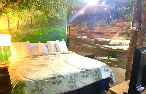 Dodgeville Hotel | Don Q Inn