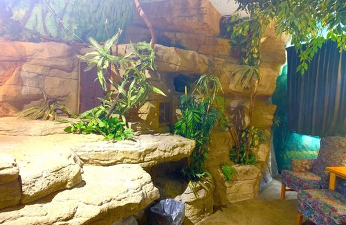 Dodgeville Hotel | Don Q Inn