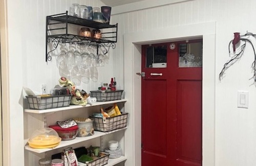 Harpswell Wohnung | Don't miss this charming studio overlooking Quahog Bay in scenic Harpswell!
