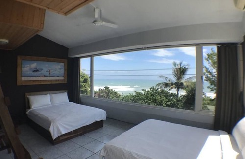 Donghe Haus | Donghe Surf Shop & Hostel - Taitung