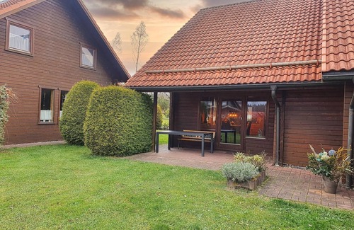 Rotacker Haus | Doppelhaushälfte in Hasselfelde