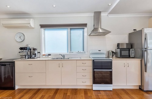 Glenorchy Haus | Dotties HOUSE HOBART