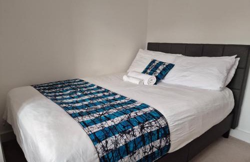 Chelmsford Haus | Double Room in a shared 4 bedroom family home in Broomfield