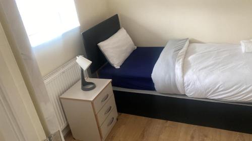 Elm Park Haus | Double room in a shared house