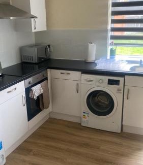 Elm Park Haus | Double room in a shared house