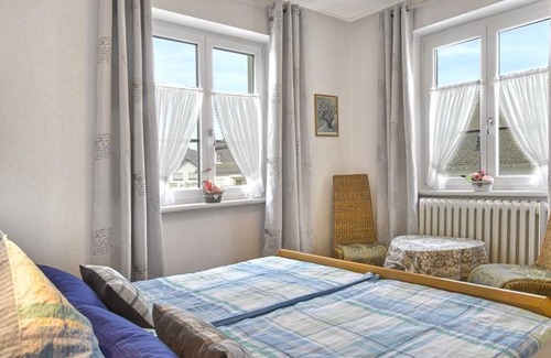 Brodenbach Bed & Breakfast | Doppelzimmer mit Balkon - Pension Haus am Walde