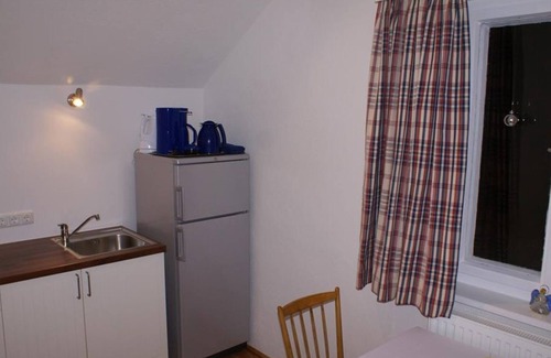 Hinterstoder Wohnung | Doppelzimmer mit Dusche, WC, Balkon - Haus Gollner