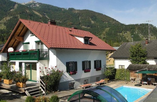 Hinterstoder Wohnung | Doppelzimmer mit Dusche, WC, Balkon - Haus Gollner