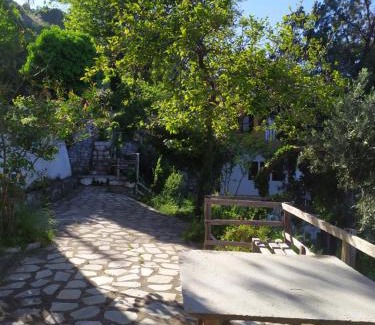 Tsagarada Wohnung | Double studio room in front of the sea