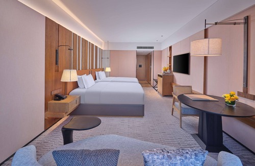 Changbai Mountain North Slope Hotel | DoubleTree by Hilton Changbaishan Hot Spring