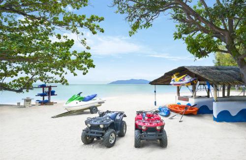 Lumut Resort | DoubleTree by Hilton Damai Laut