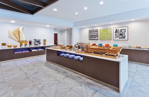 Dothan Hotel | Doubletree By Hilton Dothan, Al