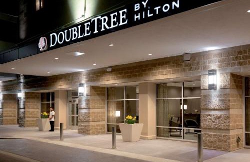 Evansville Hotel | DoubleTree by Hilton Evansville