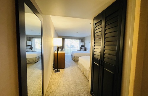 Downtown Hotel | DoubleTree by Hilton Fresno Convention Center