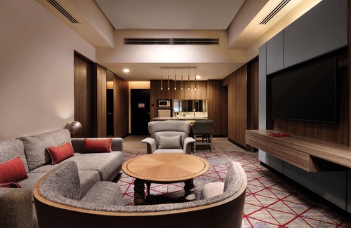 Putrajaya Hotel | DoubleTree by Hilton Putrajaya Lakeside