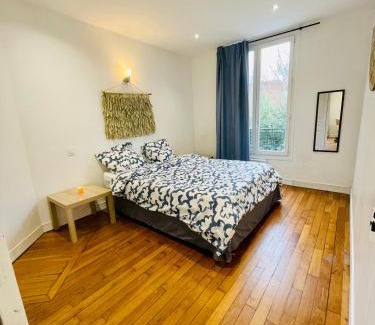 Villemomble Wohnung | Douce France - 300m to train station/6persons/2Rooms/35mnToDisney