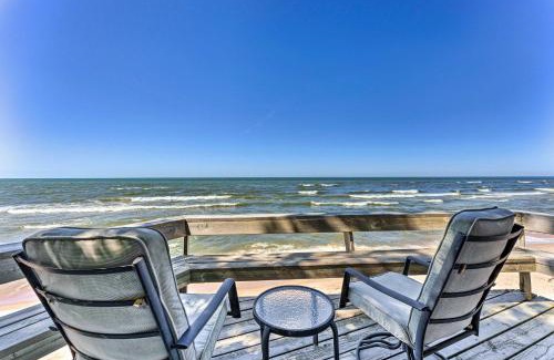 Douglas Haus | Douglas Whispering Winds Cottage with Beach!