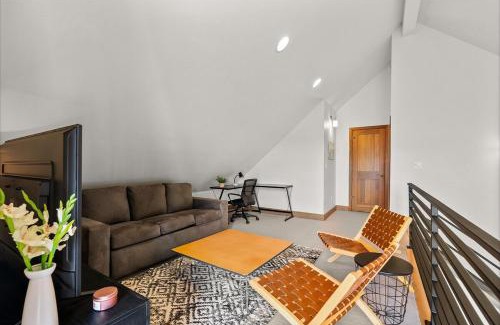 Dover Bay Haus | Dover Bay