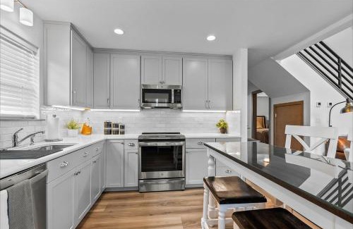 Dover Bay Haus | Dover Bay