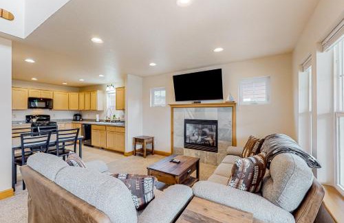 Dover Bay Haus | Dover Delight