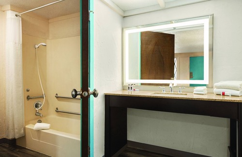 Dover Hotel | Dover Inn & Suites