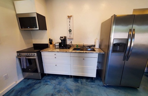 Coronado Wohnung | Downstairs studio on 13 st