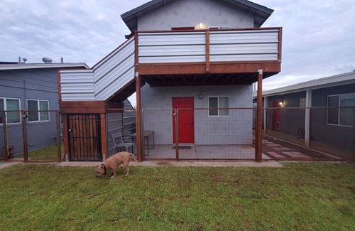 Coronado Wohnung | Downstairs studio on 13 st