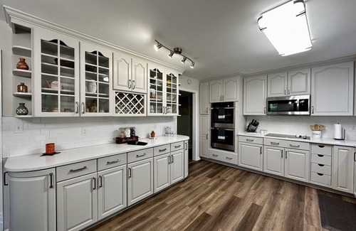 Alpharetta Haus | Downtown Boho Oasis w/ Firepit & Game Rm w/ Marvel Arcade, Sleeps 8, Wills Park