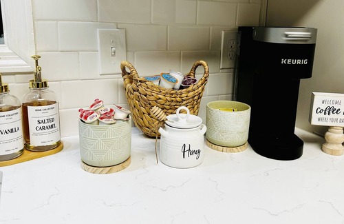 Alpharetta Haus | Downtown Boho Oasis w/ Firepit & Game Rm w/ Marvel Arcade, Sleeps 8, Wills Park