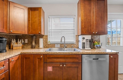 Cocoa Beach Haus | Downtown Cocoa Beach Townhome- Walk to Everything!