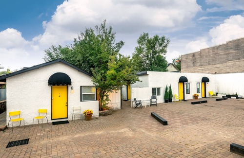 Southside Hütte | Downtown Contemporary / Vintage / Hartholzböden Makellos!