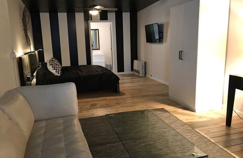 Southside Hütte | Downtown Contemporary / Vintage / Hartholzböden Makellos!