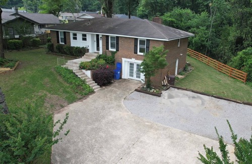 Prattville Haus | Downtown Creekside Oasis, Close to RTJ golf