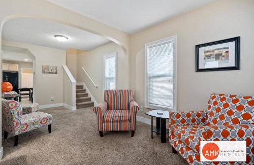 Holland Haus | Downtown Holland Charmer