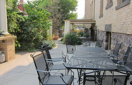 Riverfront Eigentumswohnung | Downtown Missoula Luxuriöse Eigentumswohnung in der historischen Bab Gebäude