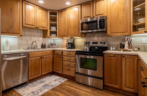 Powell Haus | Downtown Powell Place- Recently remodeled home in downtown Powell