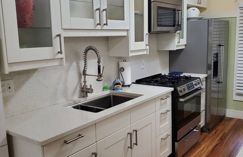 Delray Beach Hütte | Wunderliches Zen-Paradies für zwei auf historischer Banker-Reihe bei Bella Vie.