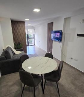 General San Martin Wohnung | Dpto en NVA CBA con PILETA y QUINCHO