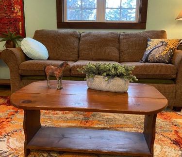 Camden County Haus | Dragonfly Meadows Guesthouse