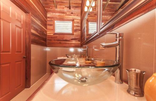 Teakettle Village Kabine | Dream Valley Belize