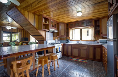 Placencia Wohnung | Driftwood Gardens Guesthouse